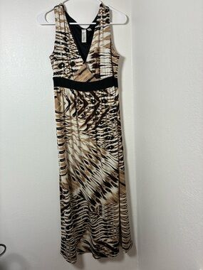 Emma & Michele Beige and Black Printed Sleeveless Maxi Dress